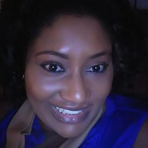 Meet your Posher, Fay